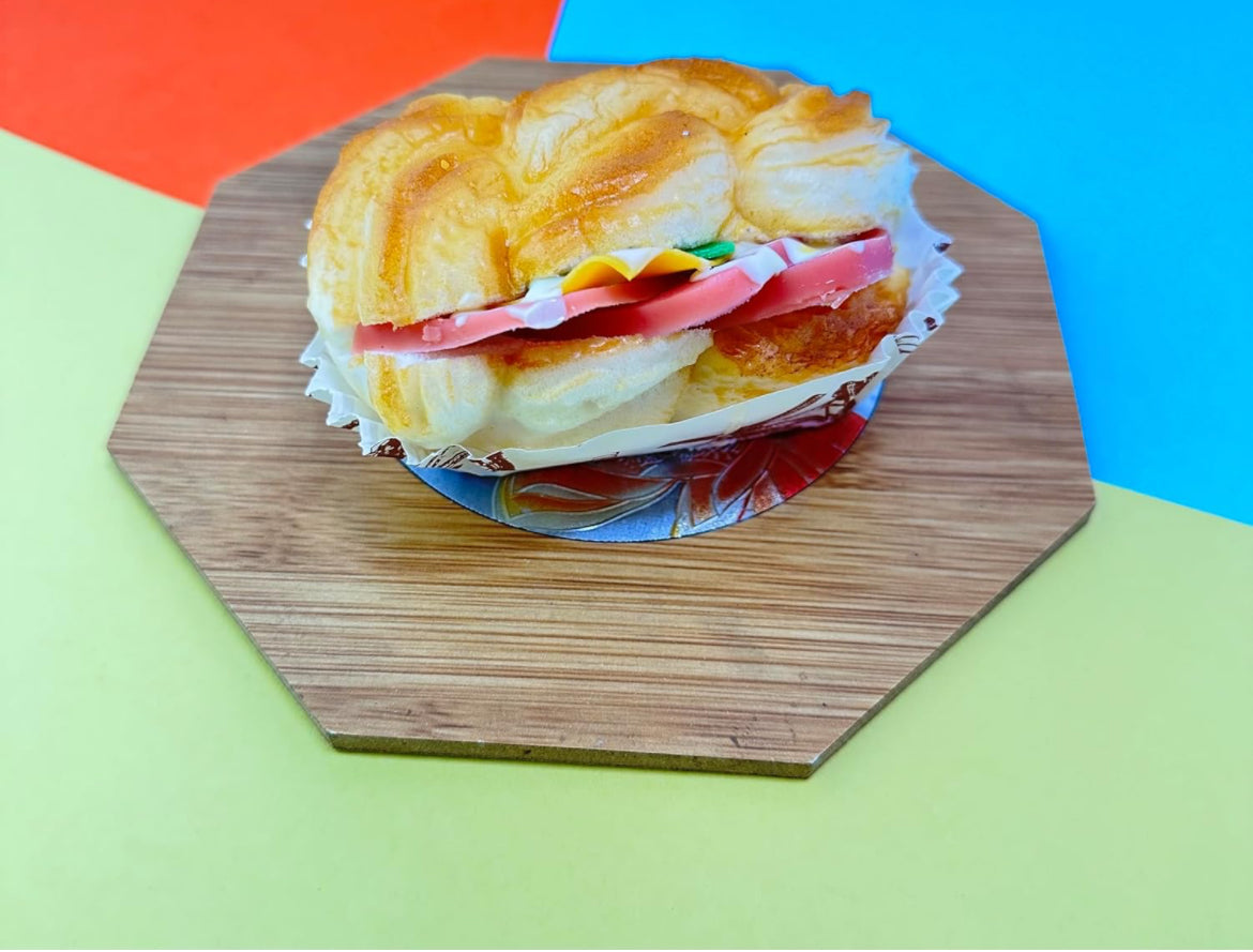 Realistic fake scented hamburger squishy with fridge magnet - Kidspark